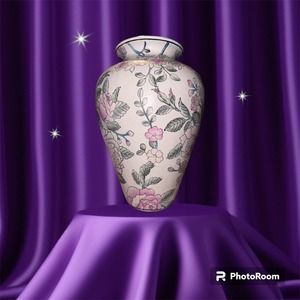 Vintage Cabbage Rose Floral Vase Made In China 1950’s Collectible Rare